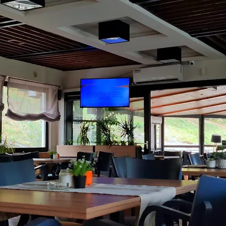 Cruiser Restoran Botel Cuprija