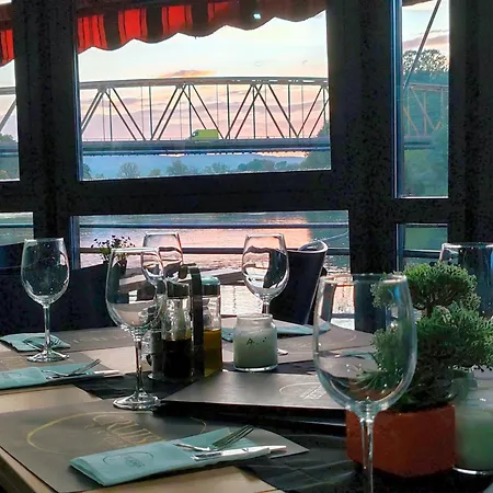 Cruiser Restoran Botel