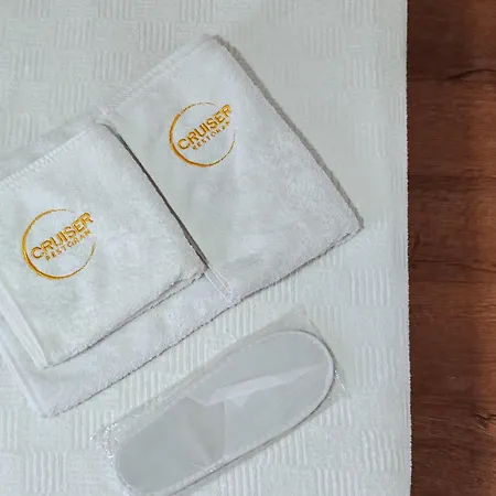 Botel Cruiser Restoran *