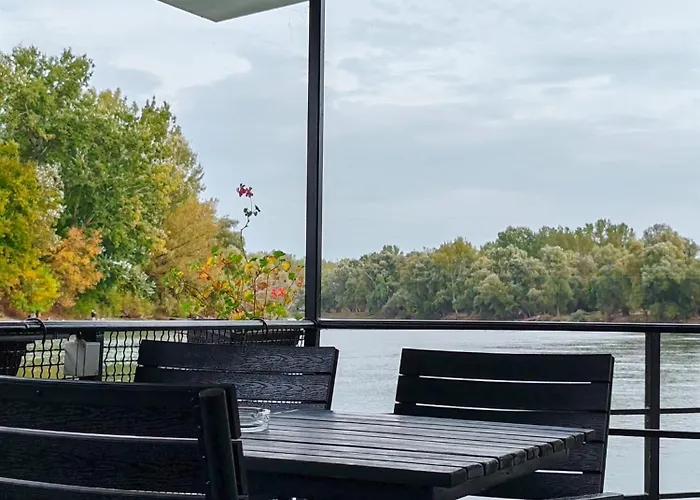 Cruiser Restoran * Ćuprija